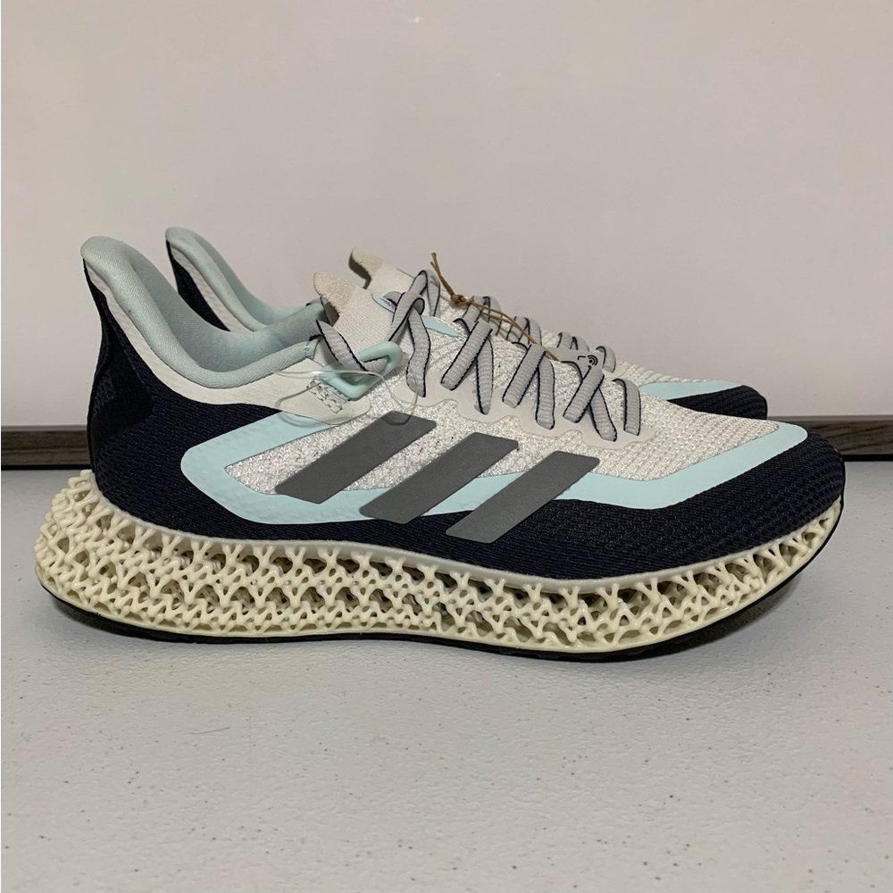 Adidas 4DFWD 2 ‘White Almost Blue’ Running Shoes-Size 8 New